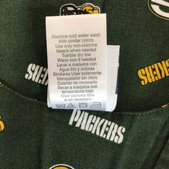 NFL Green Bay Packers Scrub Top - Size Small - Picture 7 of 7